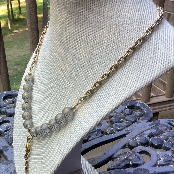 Meet your Posher, Sandy - Picture 4 of 16